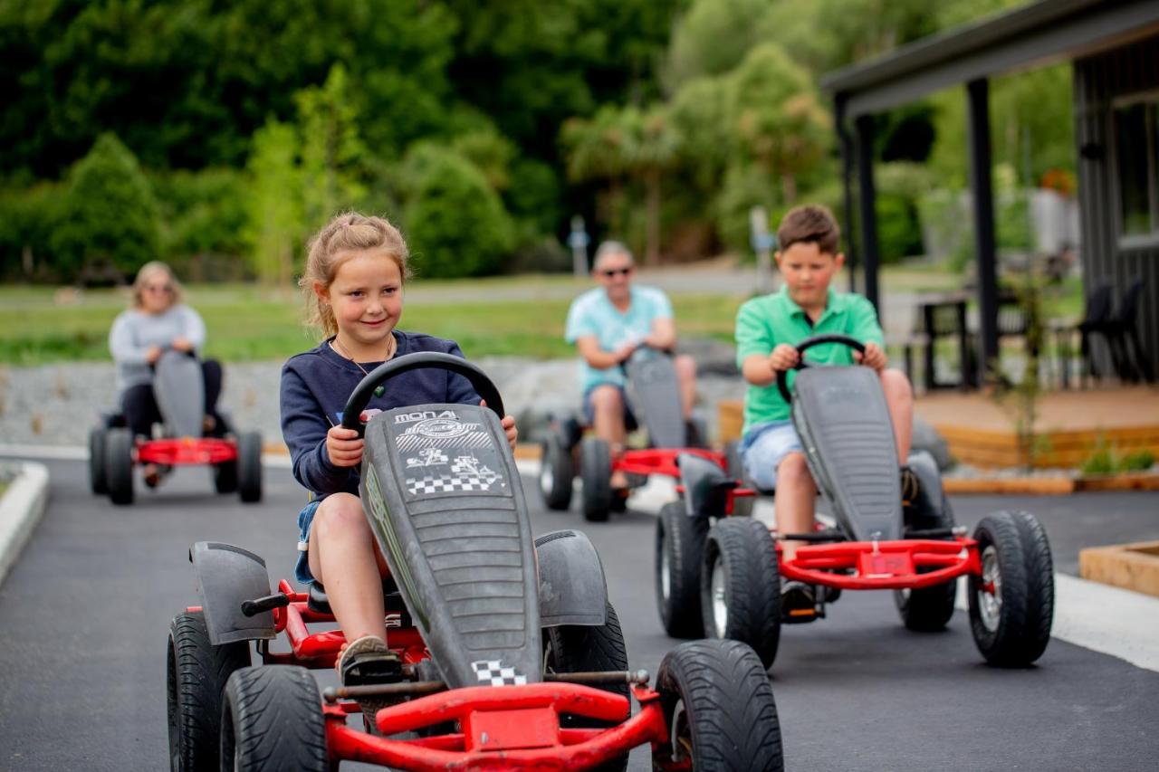 ホテル Hanmer Springs Top 10 Holiday Park エクステリア 写真